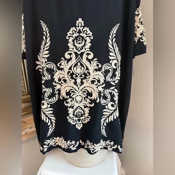 andree by unit Women’s Black embroidered cardigan size large - Picture 4 of 6
